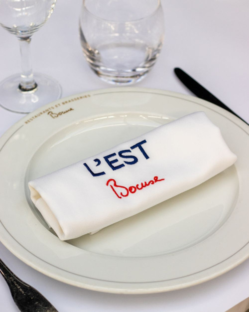 Serviette Brodée Est